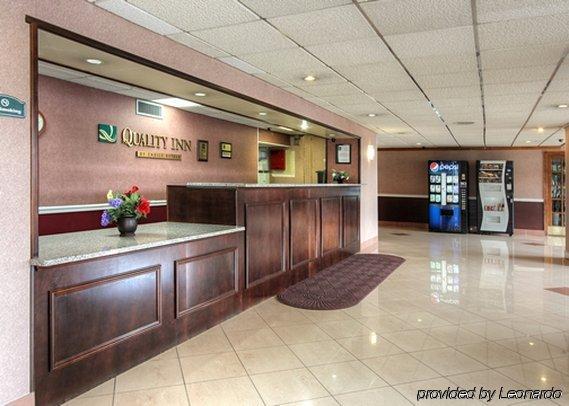 Days Inn Ийстън Интериор снимка